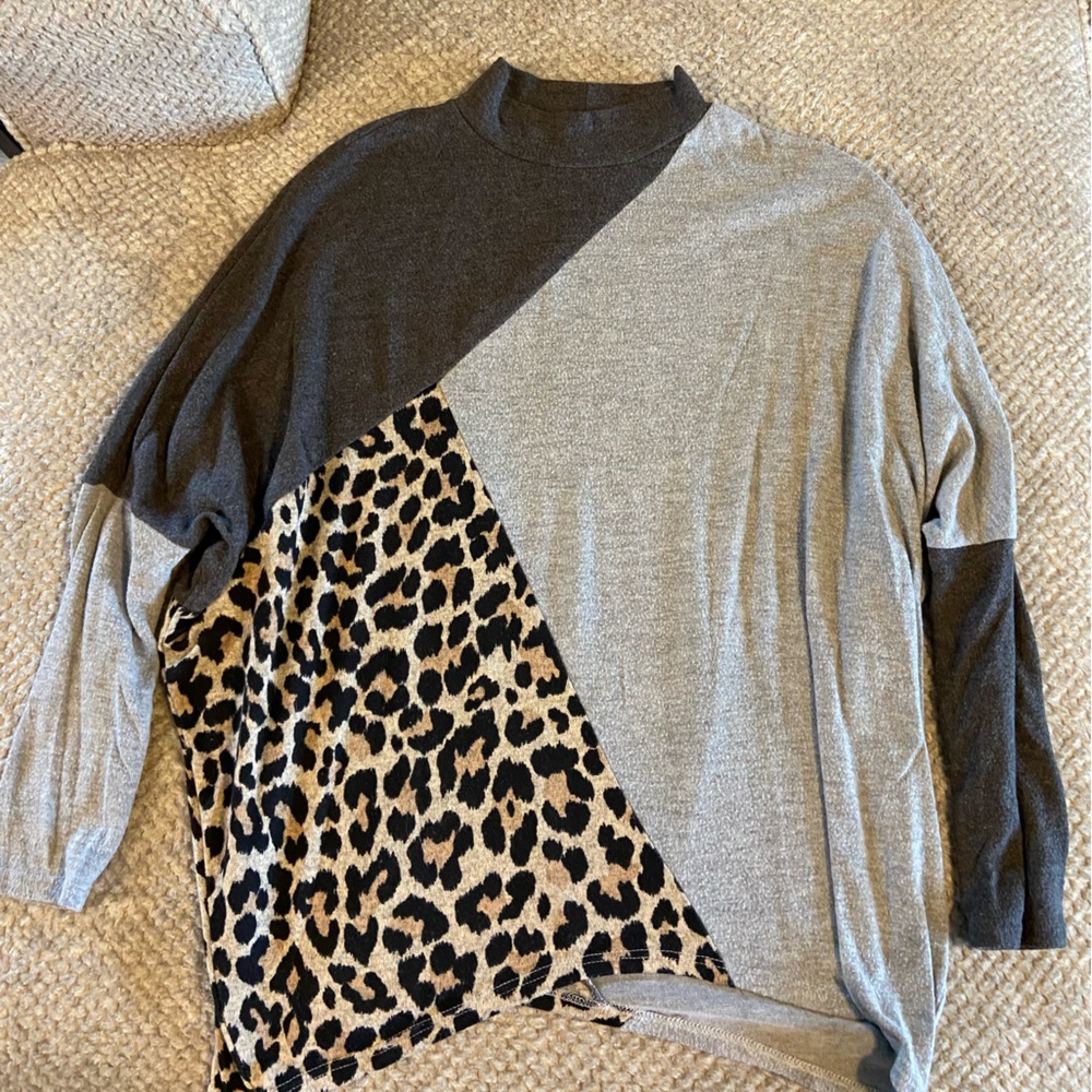 Women’s Sweater